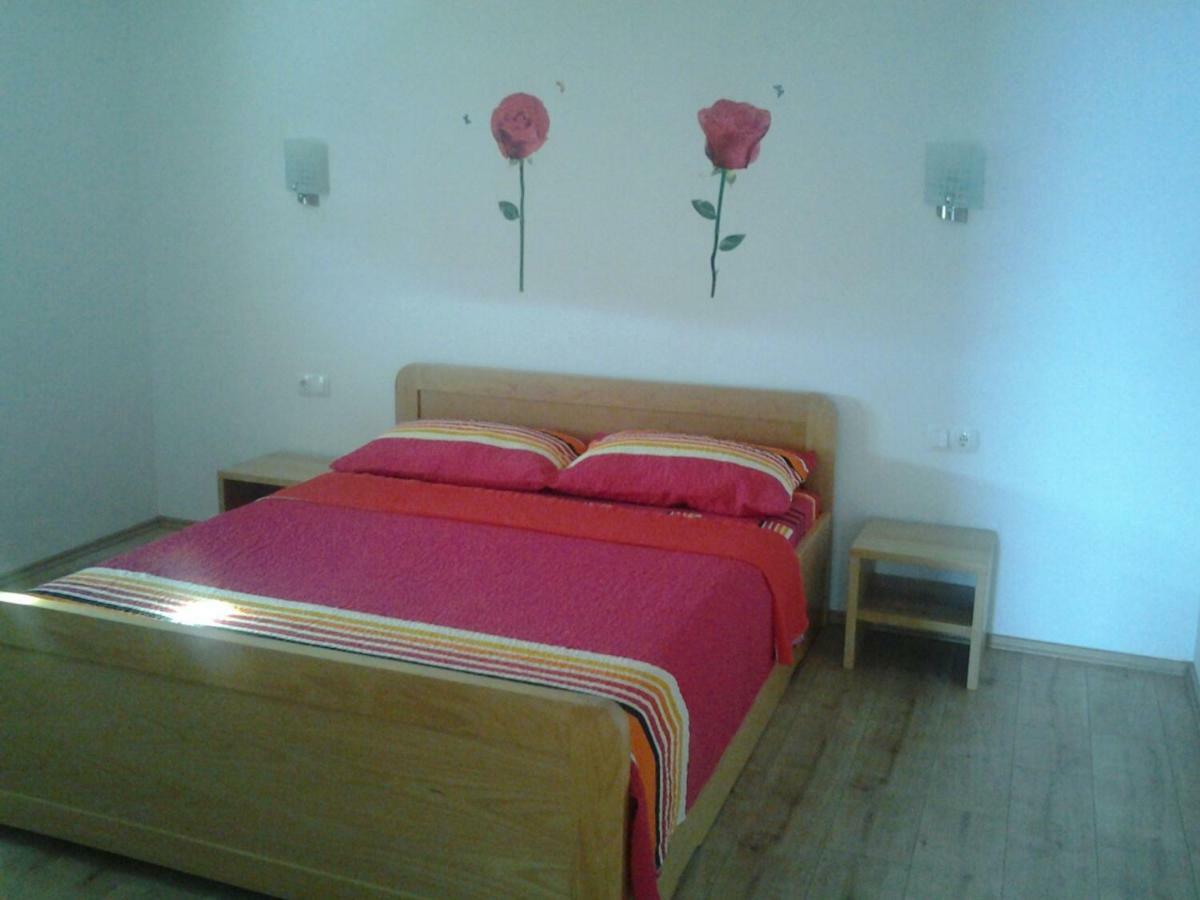 Apartmani "Grgic" Omiš Exterior foto