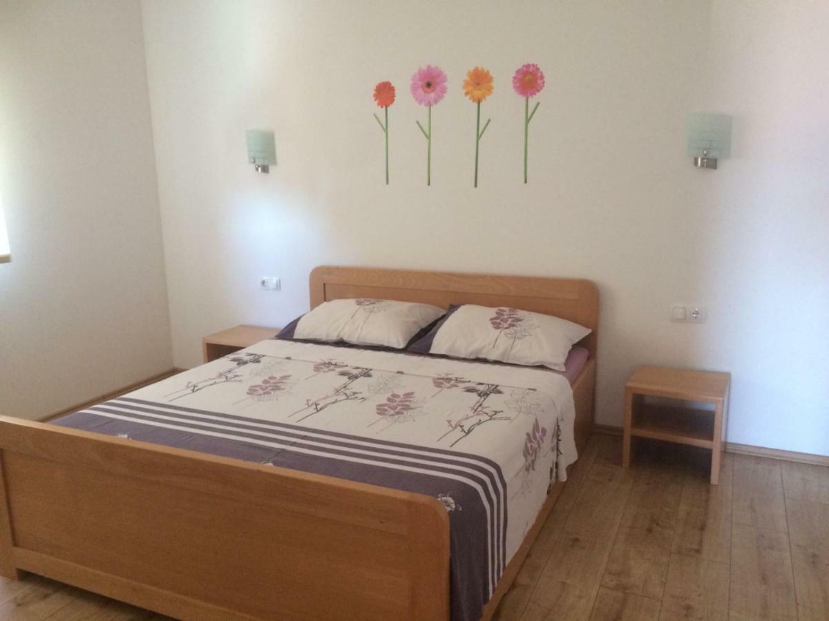 Apartmani "Grgic" Omiš Exterior foto