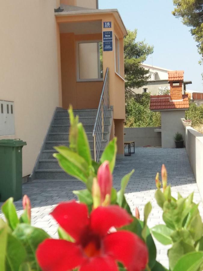 Apartmani "Grgic" Omiš Exterior foto